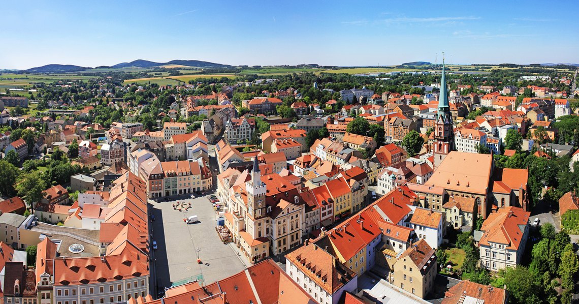 Hallenverwaltung Stadtverwaltung L&ouml;bau